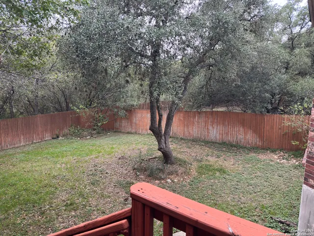 $2,395 | 18135 Summer Knoll, San Antonio, TX 78258