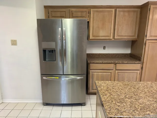 $2,395 | 18135 Summer Knoll, San Antonio, TX 78258