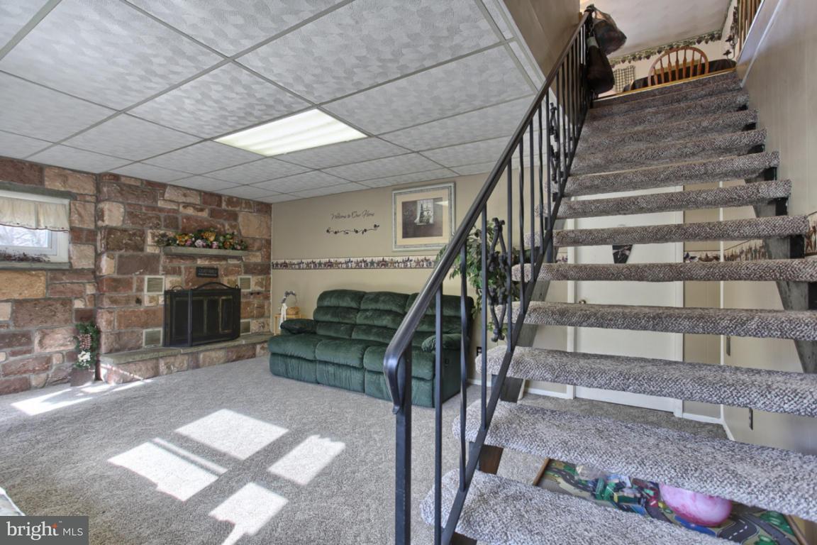 223 Ridge Road Jonestown, PA 17038 - Photo 21 of 31 Gallery Image 21