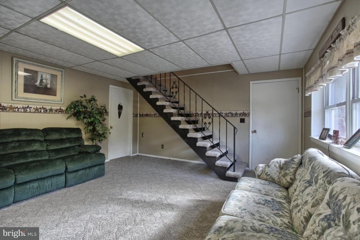 223 Ridge Road Jonestown, PA 17038 - Photo 7 of 31 Gallery Image 7