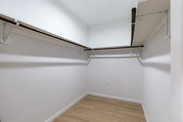 $2,000 | 4661 Clover Street, Unit B, Houston, TX 77051