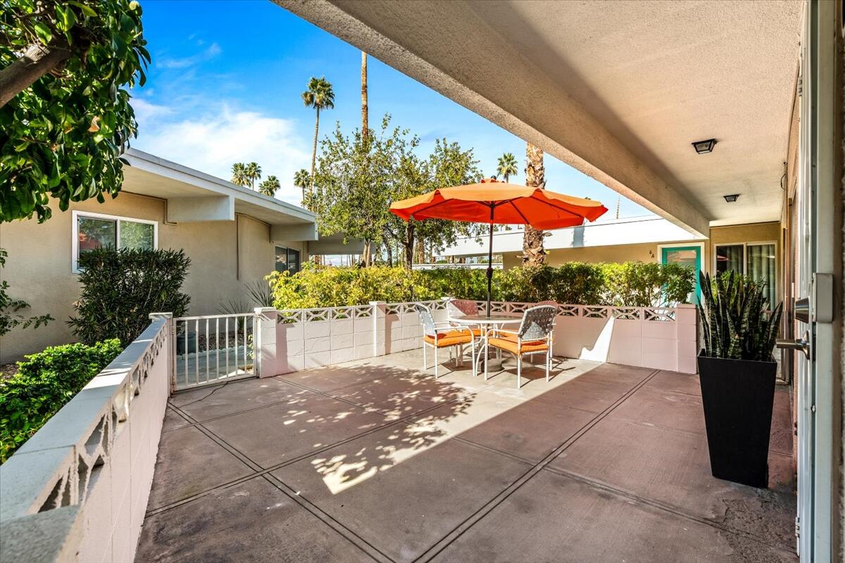 2033 Ramon Road, Unit 6C Palm Springs, CA 92264 - Photo 27 of 40 03-2033 Ramon Rd #6C -4