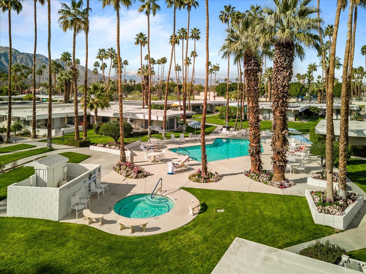 2033 Ramon Road, Unit 6C Palm Springs, CA 92264 - Photo 32 of 40 30-2033 Ramon Rd #6C -28 Aerial