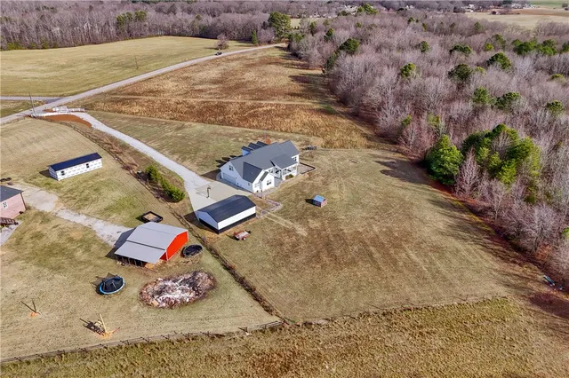 $650,000 | 620 George Sutherland Road, Williamston, SC 29697