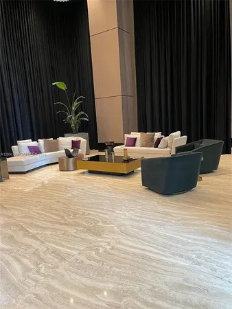 $4,950 | Plaza on Brickell, Miami, FL 33131