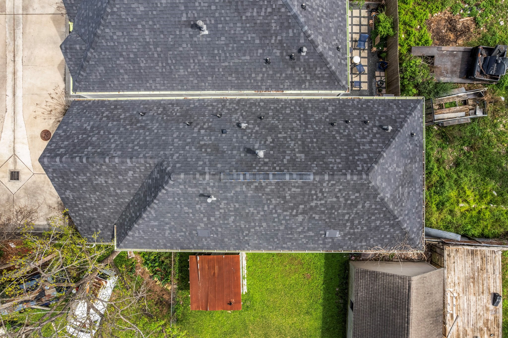 802 Berry Sage Lane Houston, TX 77022 - Photo 20 of 26 Aerial view of the hone nestled on the lot
