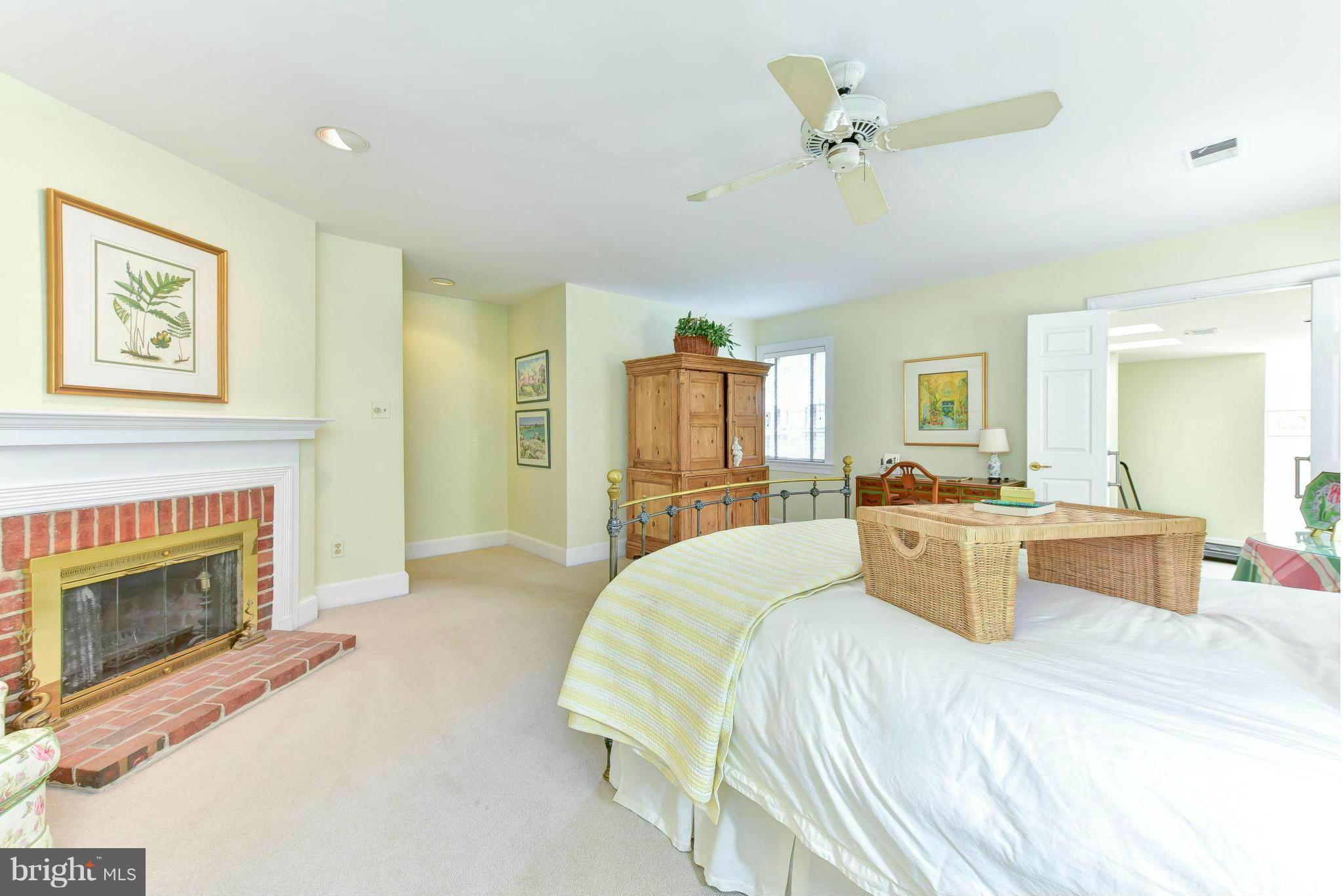 7259 Spring Side Way McLean, VA 22101 - Photo 15 of 30 Bedroom (Master)