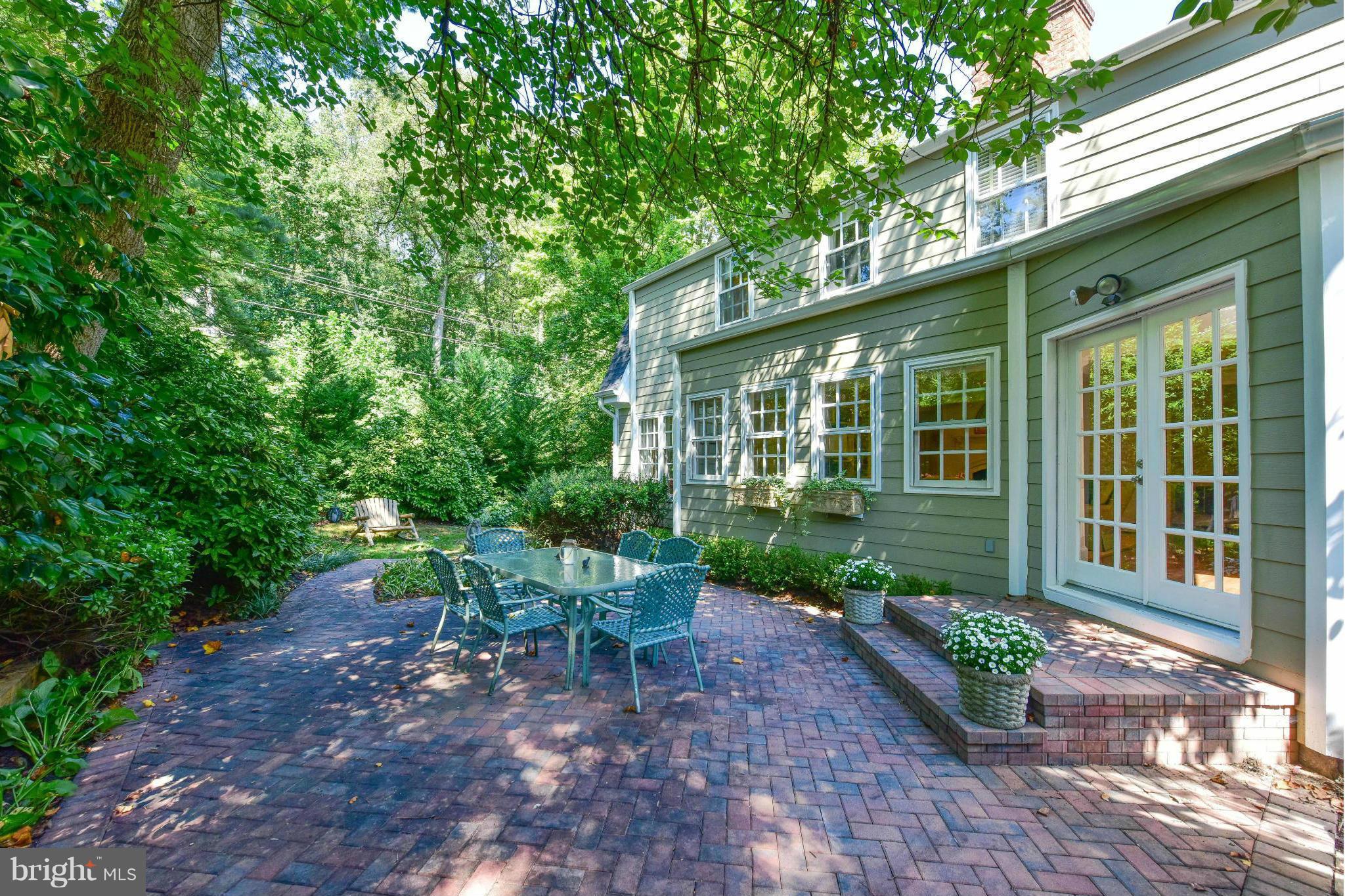 7259 Spring Side Way McLean, VA 22101 - Photo 28 of 30 Exterior (Rear)