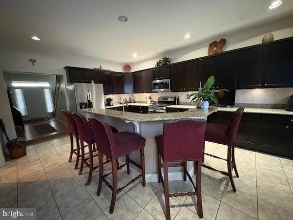 $450,000 | 3 Jamestown Square, Mechanicsburg, PA 17050