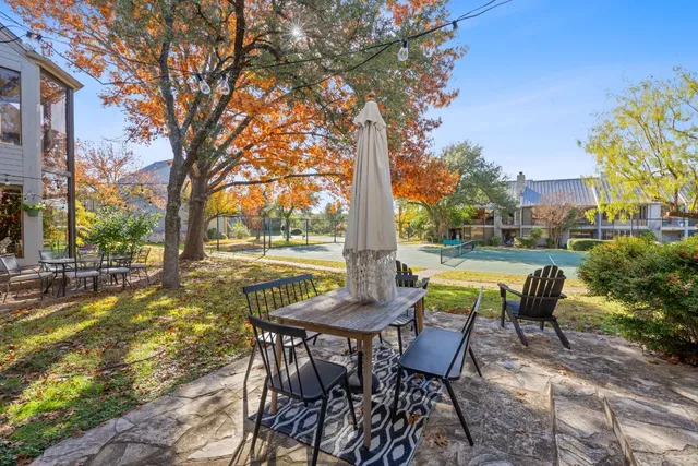 $3,400 | 112 World Of Tennis Square, Lakeway, TX 78738