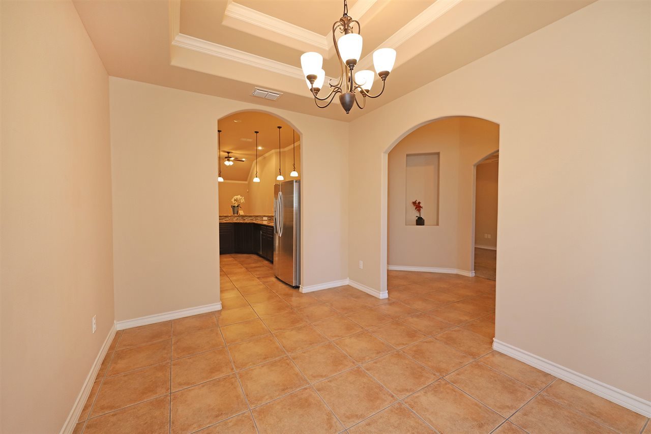 115 Michoacan Loop Laredo, TX 78045 - Photo 6 of 20 Gallery Image 6