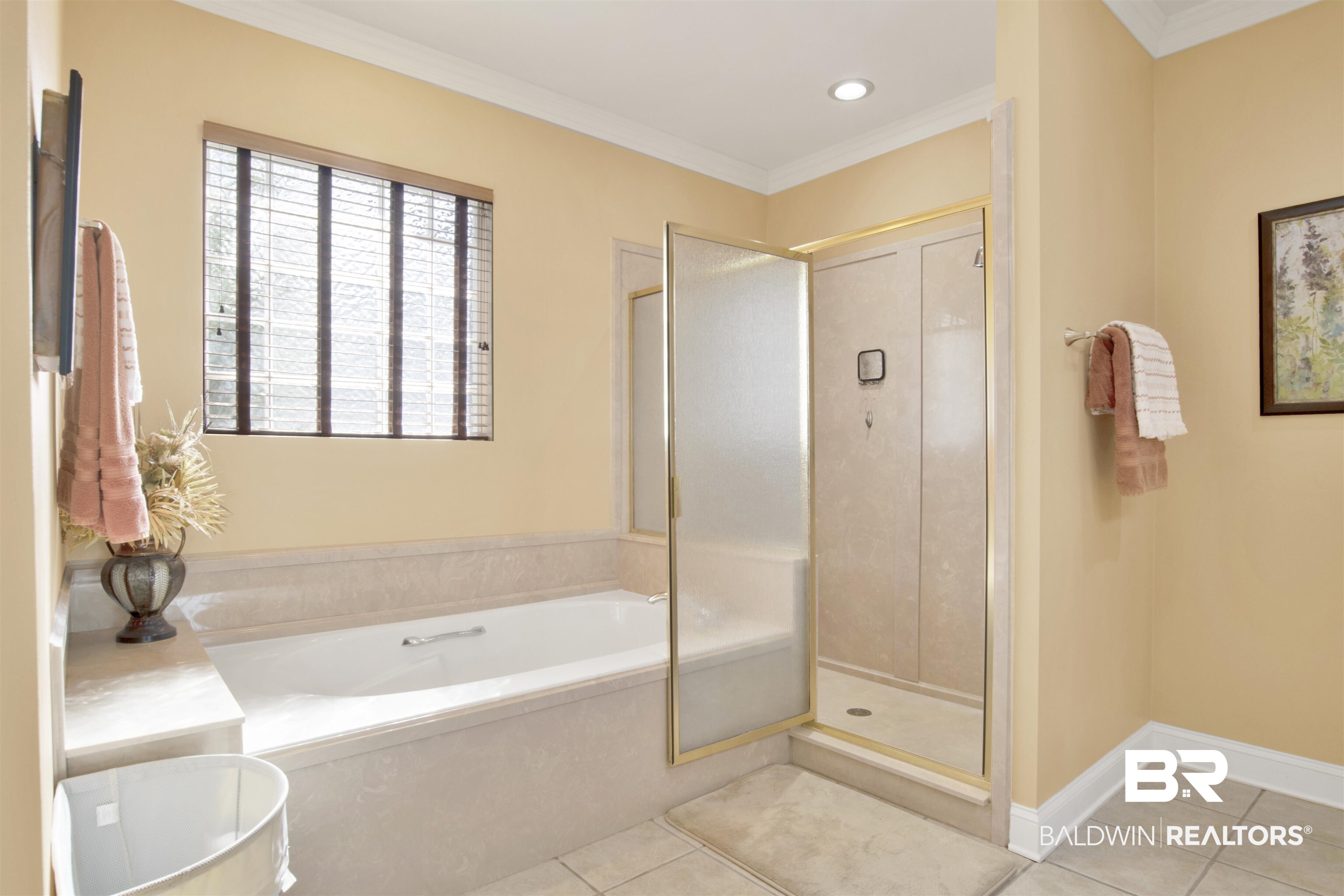8282 Palmetto Way Foley, AL 36535 - Photo 33 of 47 Primary Ensuite Bathroom