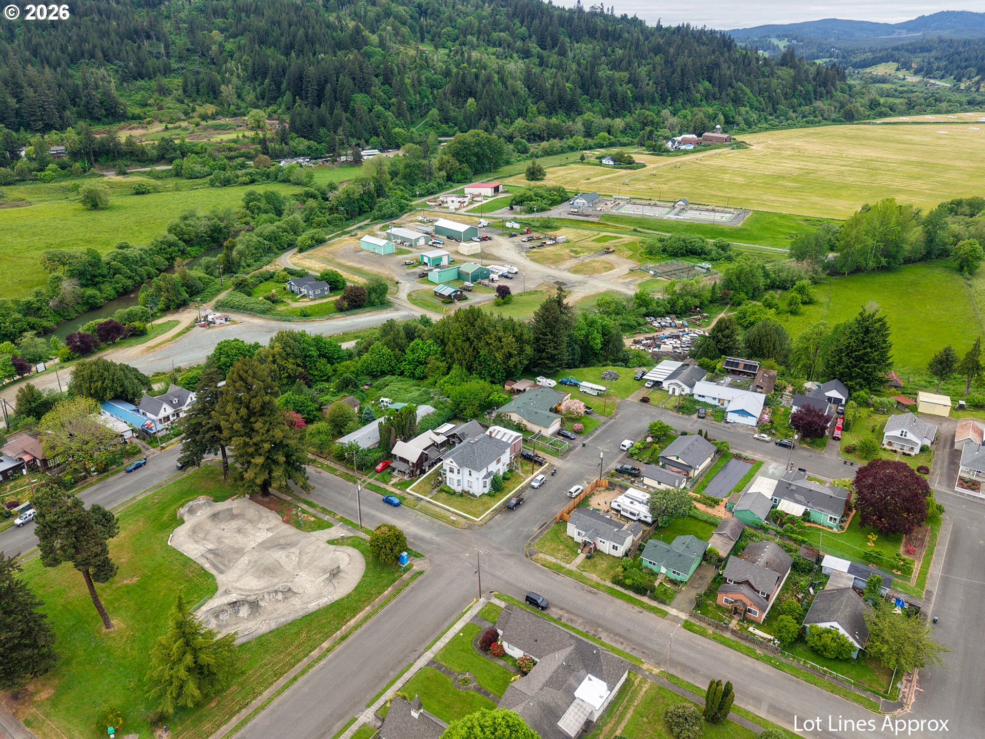 131 Ash Street Myrtle Point, OR 97458 - Photo 15 of 23