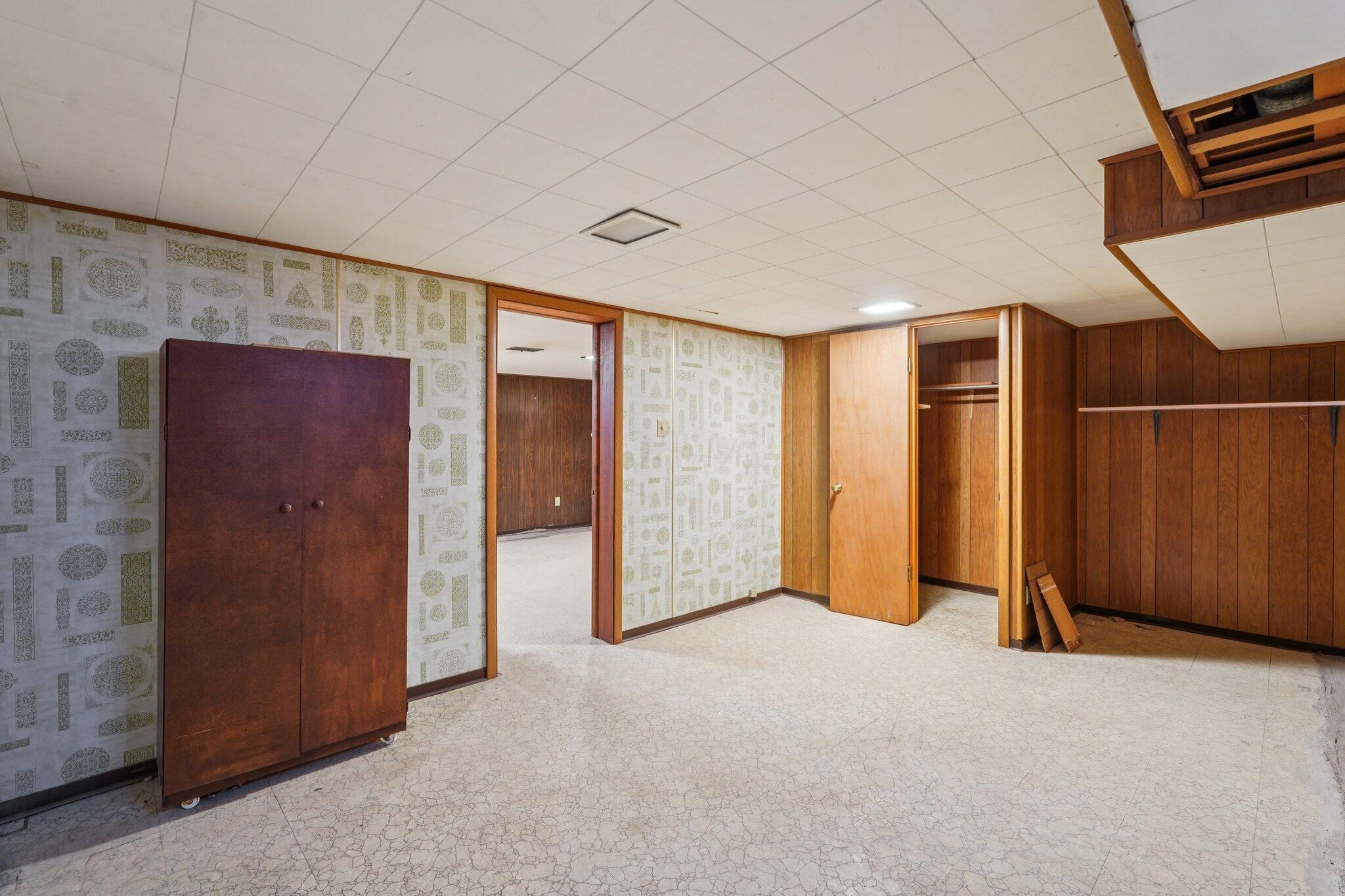 5575 Karl Road Columbus, OH 43229 - Photo 28 of 29 Lower Level