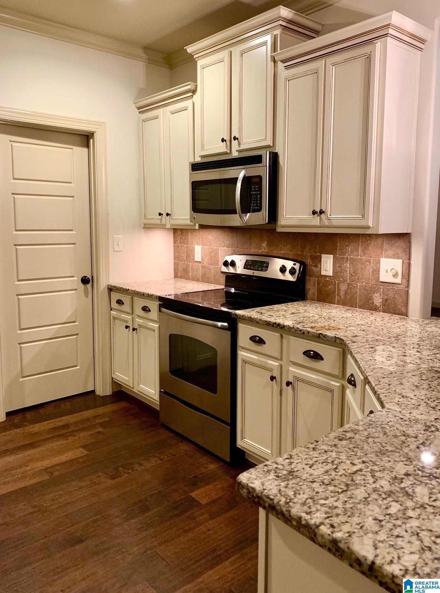 206 Dunrobin Cove Pelham, AL 35124 - Photo 18 of 21