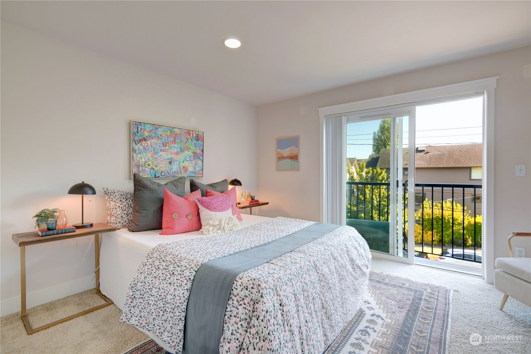 2108 West Ruffner Street Seattle, WA 98199 - Photo 8 of 20 Gallery Image 8