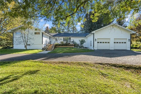 $450,000 | 3199 Sweet Road, Pompey, NY 13078