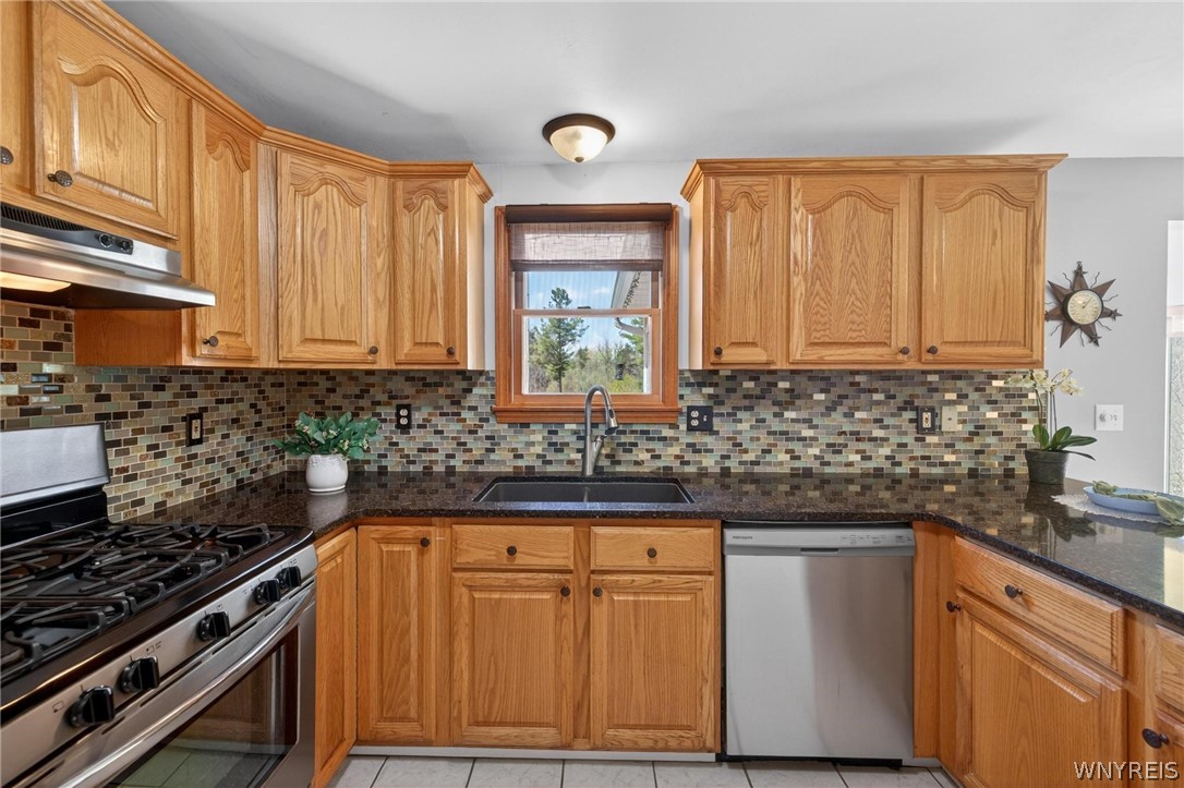 1600 County Line Road Alden, NY 14004 - Photo 15 of 50