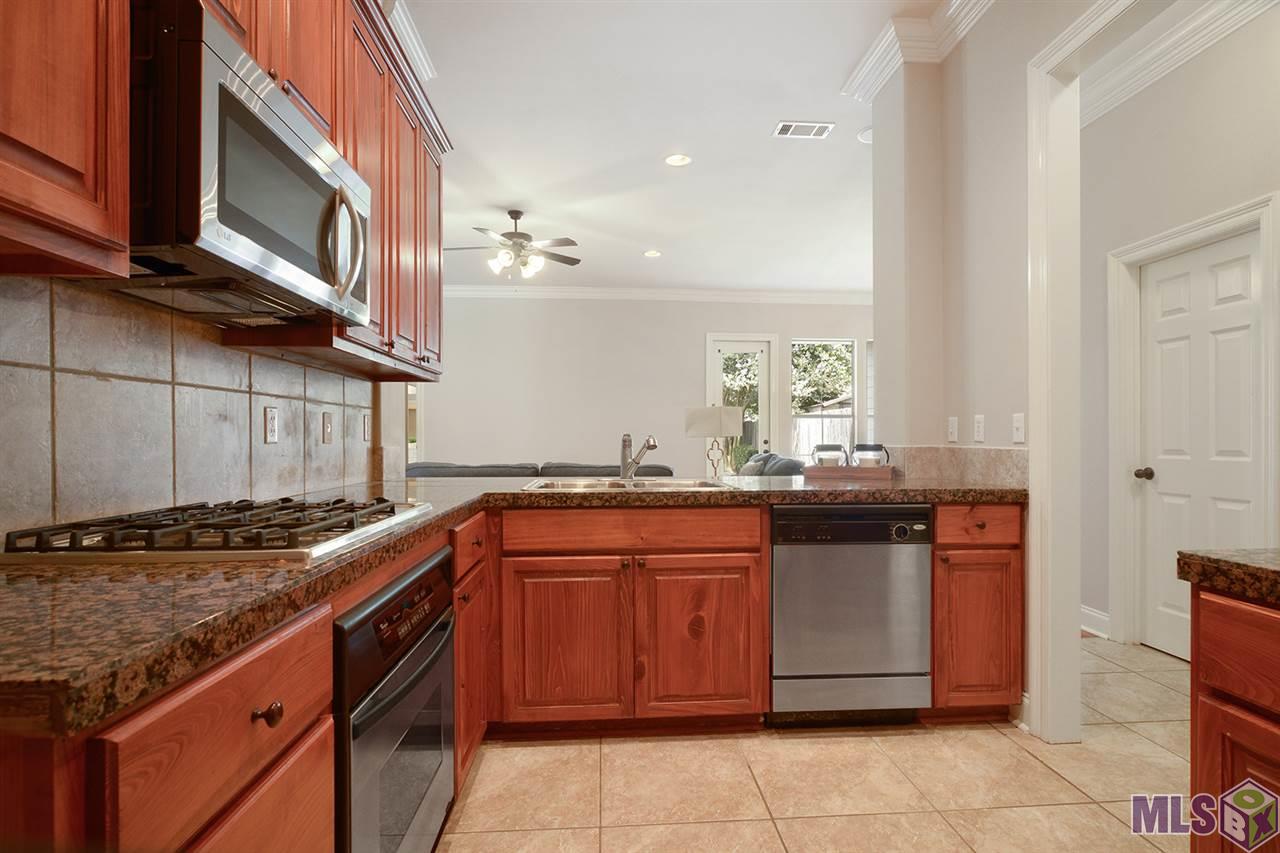 5628 Hidden Ridge Lane Baton Rouge, LA 70816 - Photo 3 of 12