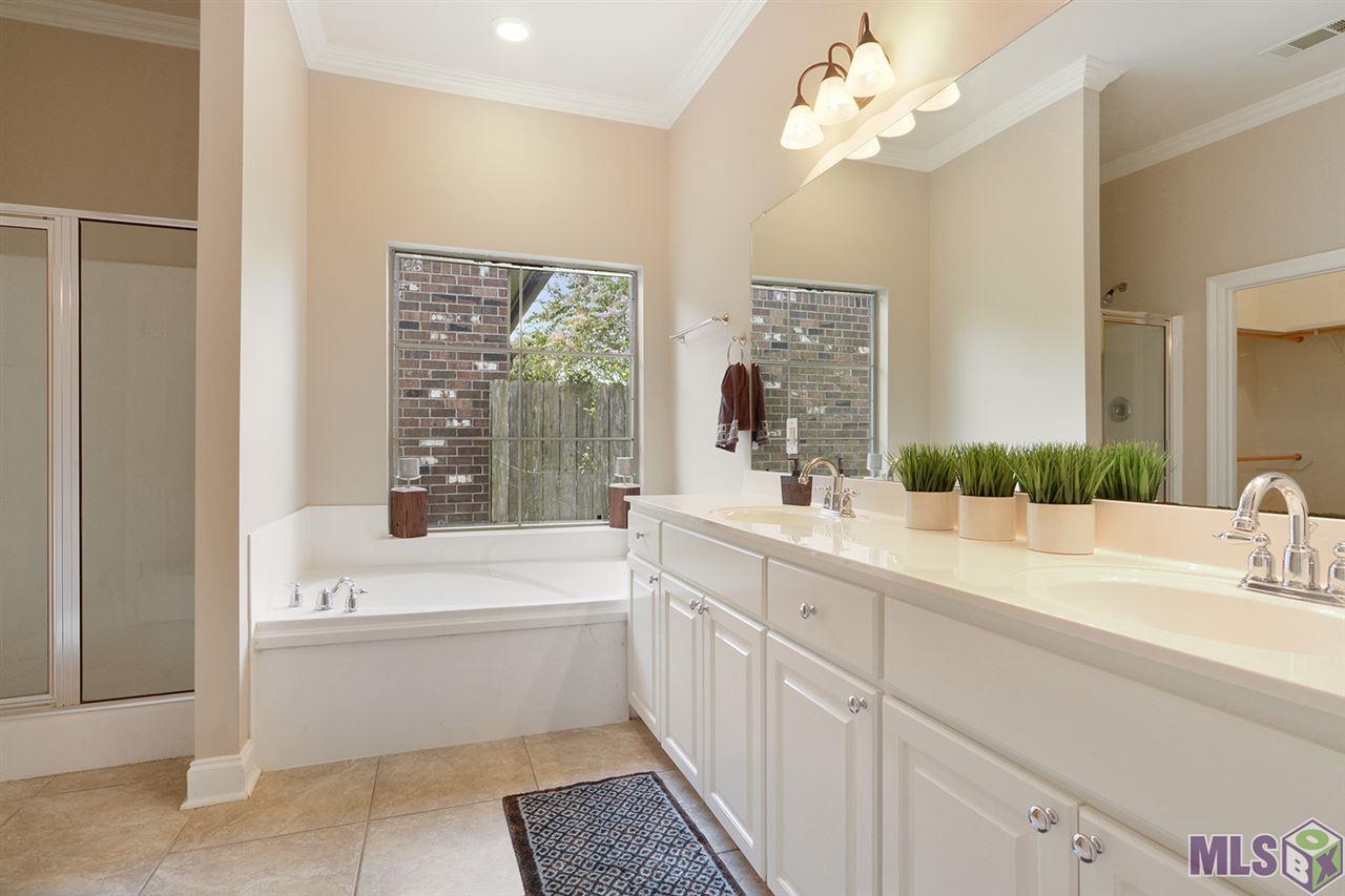 5628 Hidden Ridge Lane Baton Rouge, LA 70816 - Photo 6 of 12