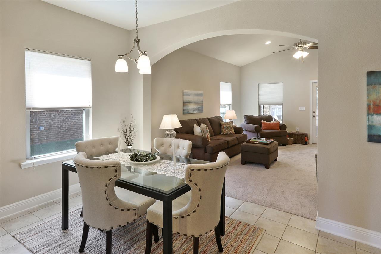 1432 Surrey Loop Foley, AL 36535 - Photo 6 of 17 Breakfast Area