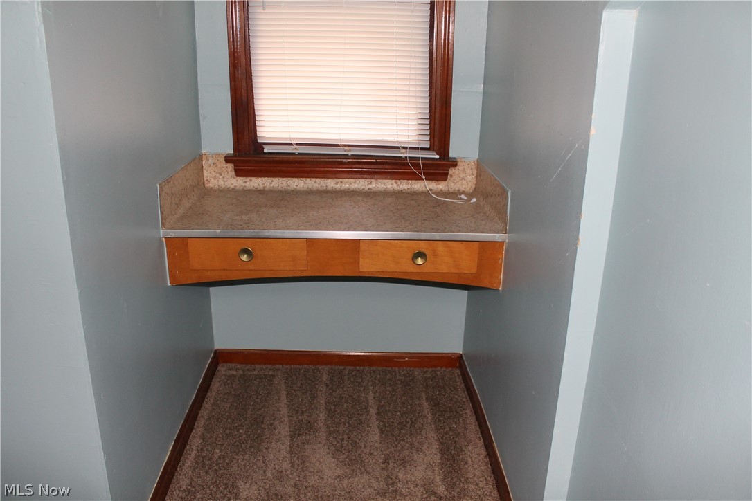 14900 Turney Road Maple Heights, OH 44137 - Photo 24 of 43 Built in desk in bedroom