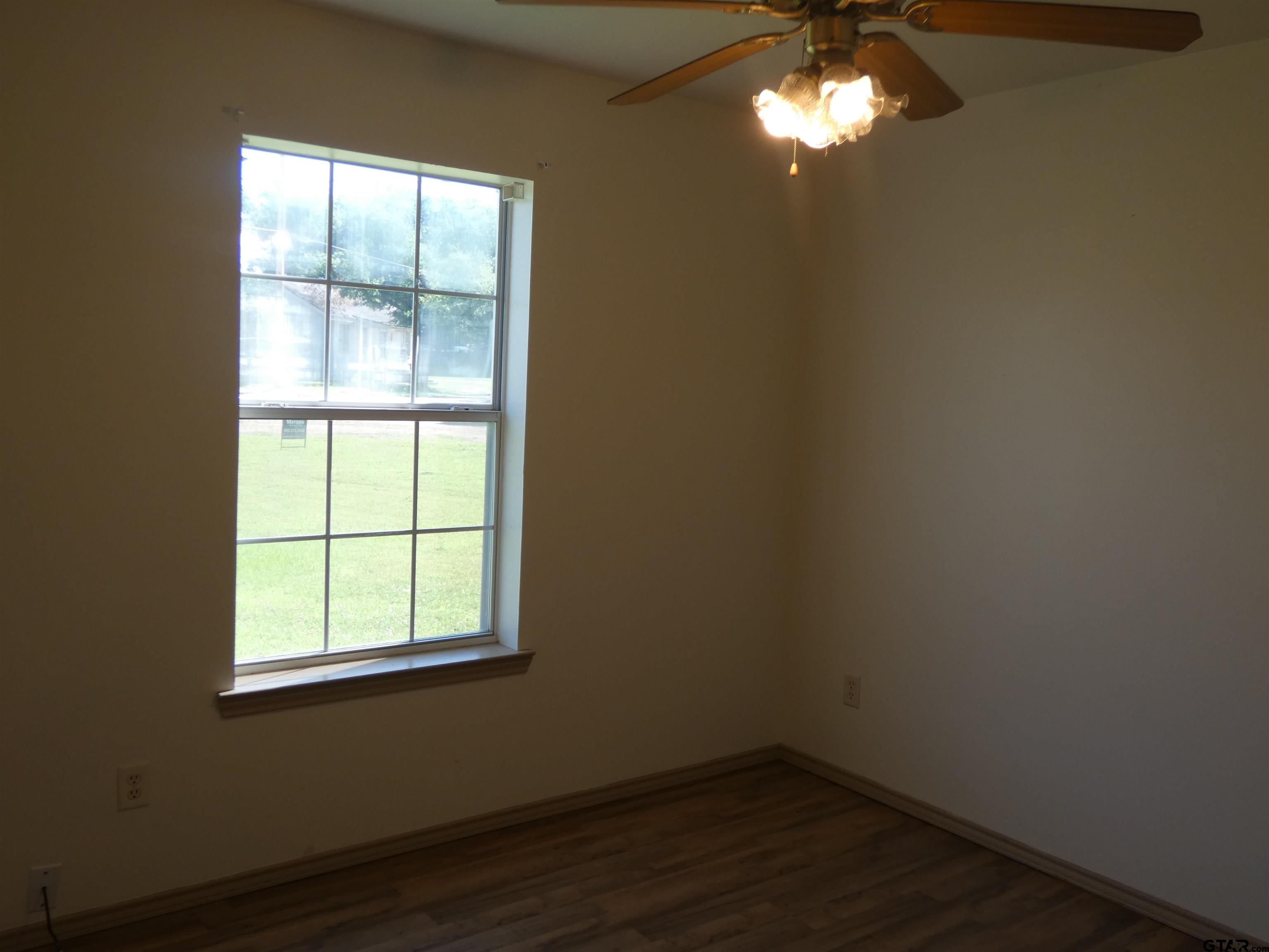 203 Lide Street Talco, TX 75487 - Photo 12 of 19