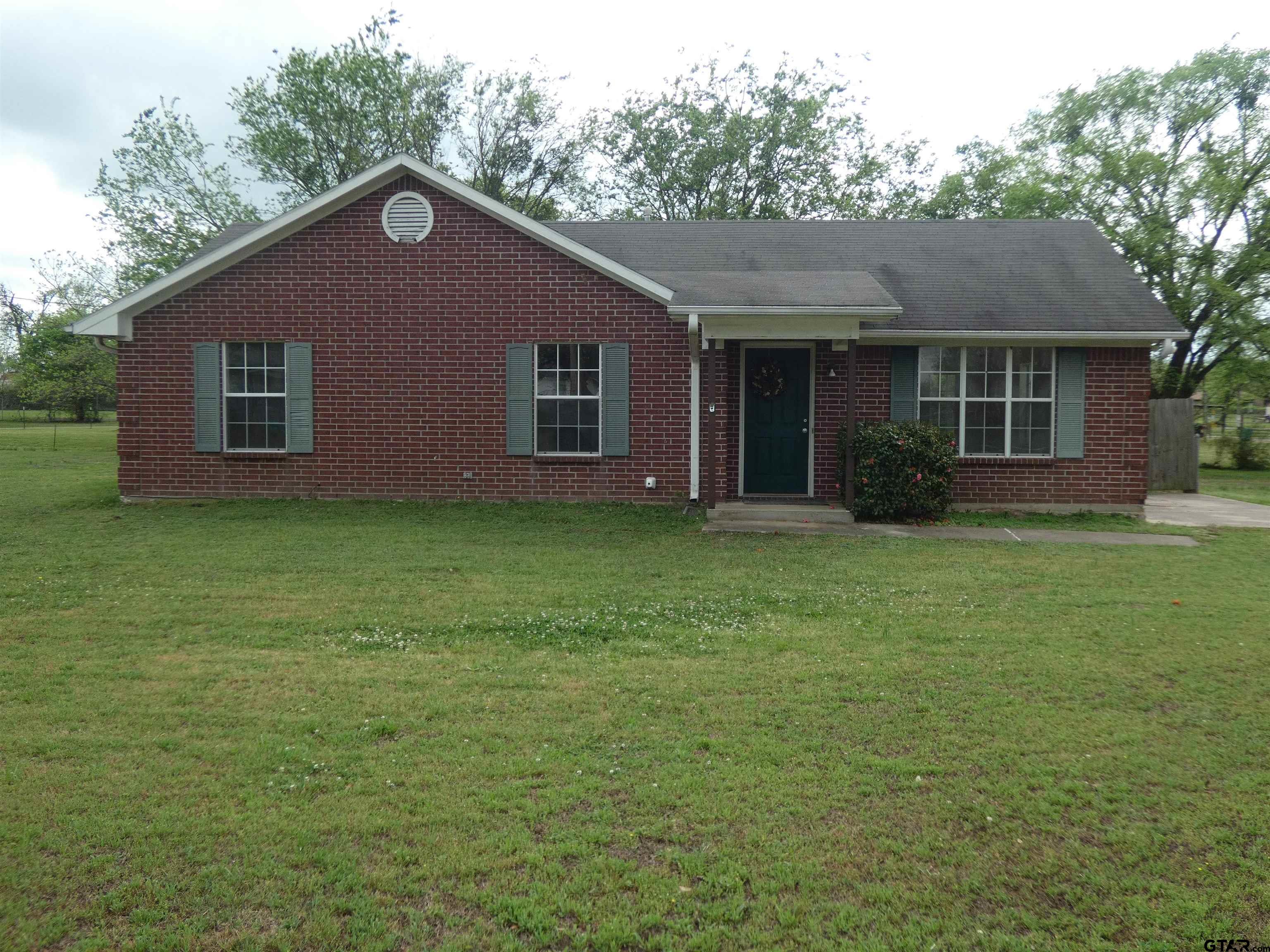 203 Lide Street Talco, TX 75487 - Photo 2 of 19