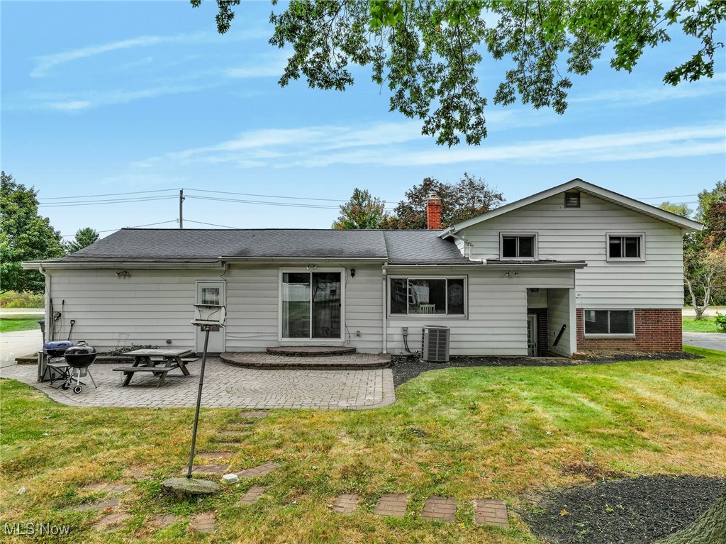 7375 Som Center Road Solon, OH 44139 - Photo 21 of 30 Expansive yard provides plenty of space and the large paver patio is perfect for summer cookouts