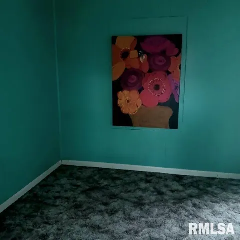 $215,000 | 646 Us Highway, Monmouth, IL 61462