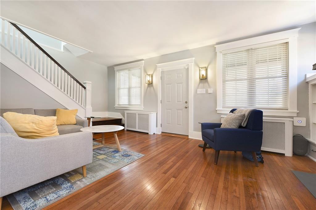 237 Cascade Road Pittsburgh, PA 15221 - Photo 4 of 35 Gallery Image 4