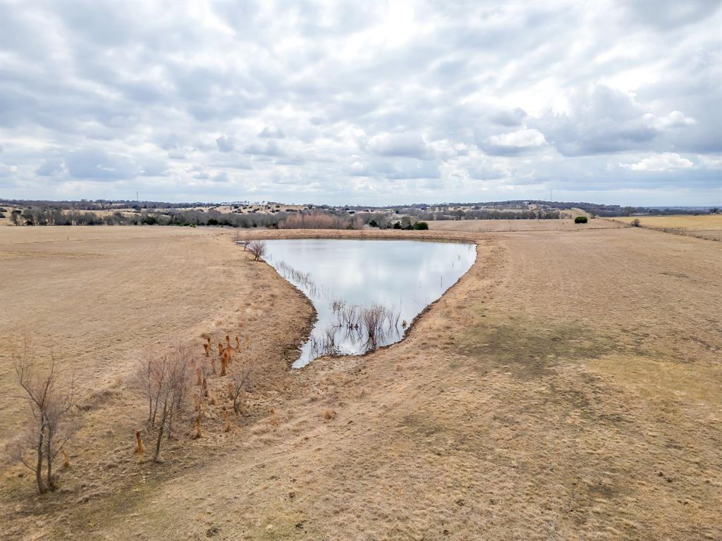 375 J B Vandiver Loop Moody, TX 76557 - Photo 8 of 40 a view of a lake view