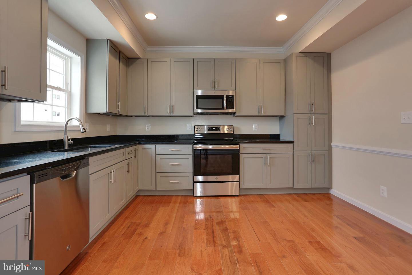 2506 Elvans Road Southeast Washington, DC 20020 - Photo 6 of 18 Gallery Image 6