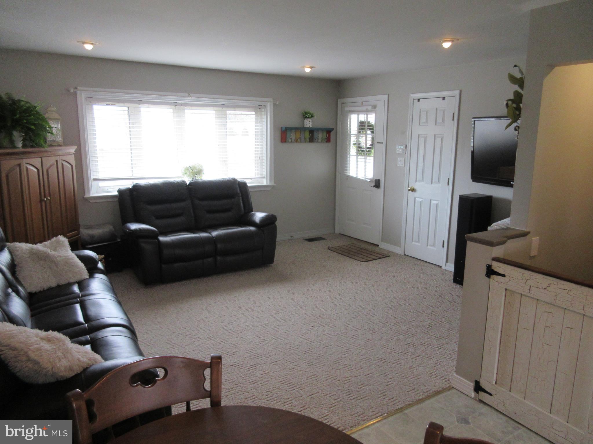 1318-1320 Red Run Road Stevens, PA 17578 - Photo 2 of 11 Bay window in living room