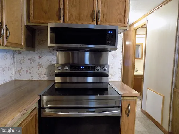 $69,900 | 122 Seneca Avenue, Dover, PA 17315