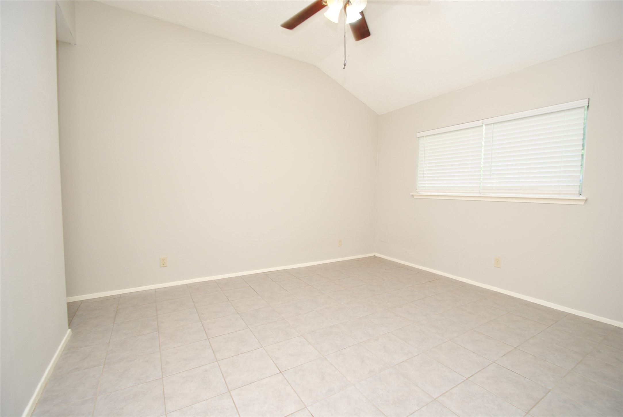 3121 Trembling Creek Circle Spring, TX 77373 - Photo 8 of 30