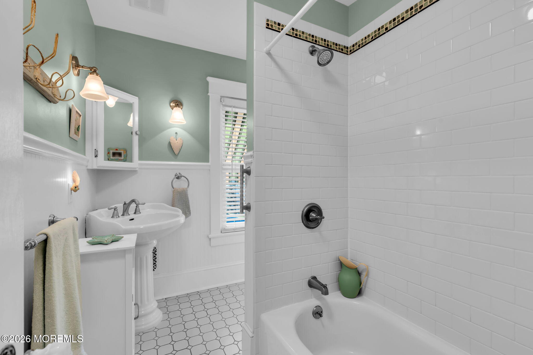 40 Foster Street Middletown, NJ 07701 - Photo 13 of 26 Second Floor Bathroom