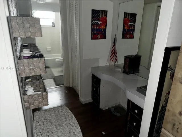 $1,700 | 950 Hillcrest Drive, Unit 411, Hollywood, FL 33021