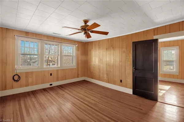 $315,000 | 416 South Fayetteville Street, Liberty, NC 27298