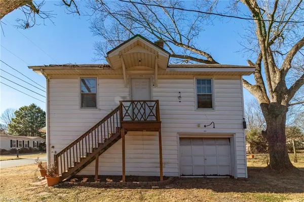 $315,000 | 416 South Fayetteville Street, Liberty, NC 27298