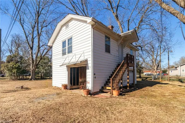 $315,000 | 416 South Fayetteville Street, Liberty, NC 27298