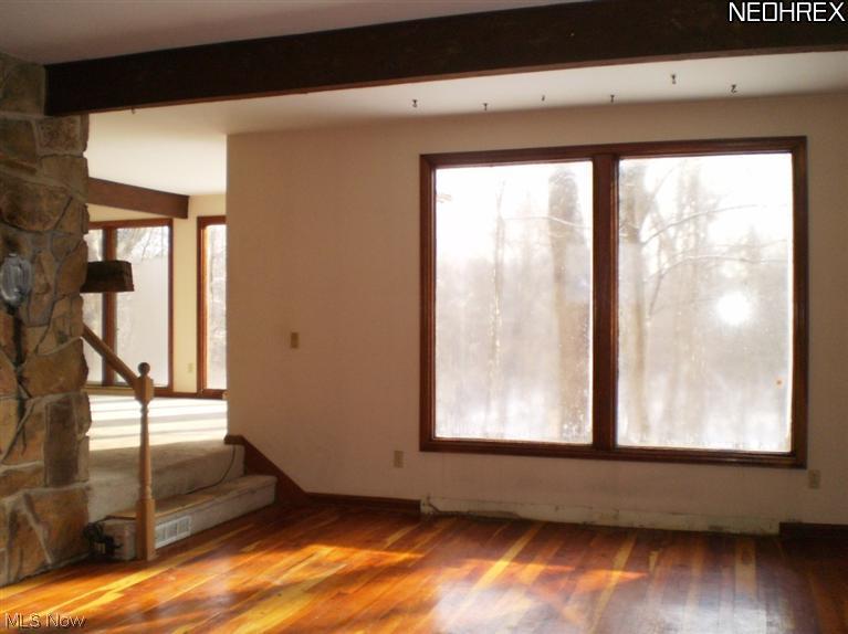 9482 Fairmount Road Novelty, OH 44072 - Photo 4 of 25 Gallery Image 4