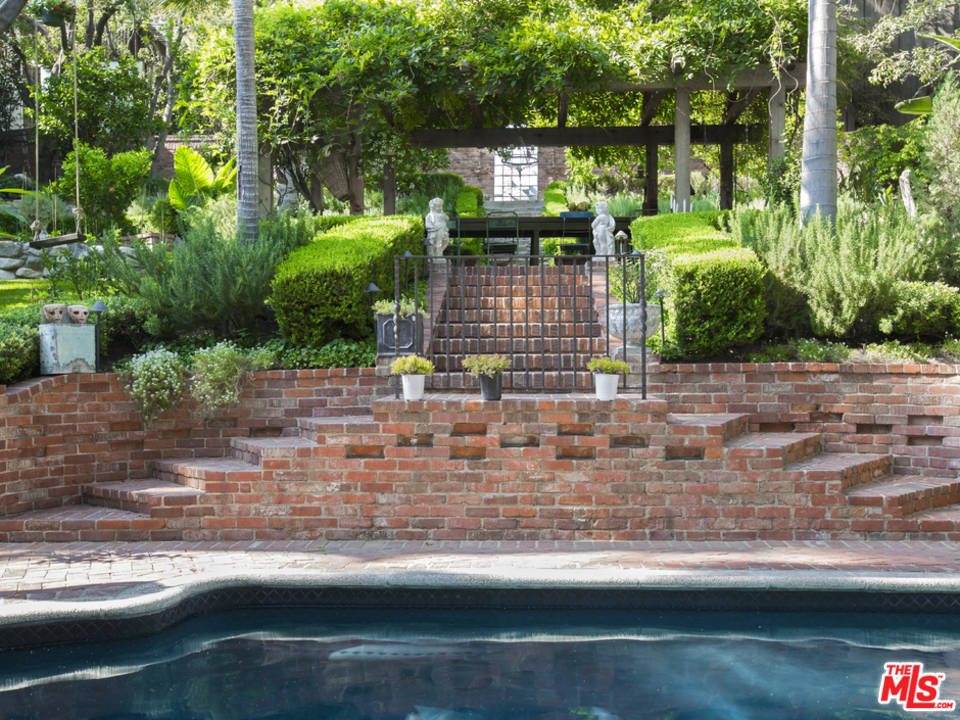 8235 Monteel Road Los Angeles, CA 90069 - Photo 1 of 50 Gallery Image 1