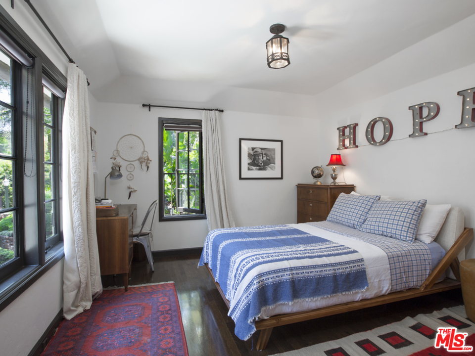 8235 Monteel Road Los Angeles, CA 90069 - Photo 15 of 50 Gallery Image 15