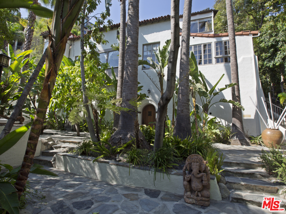 8235 Monteel Road Los Angeles, CA 90069 - Photo 26 of 50 Gallery Image 26