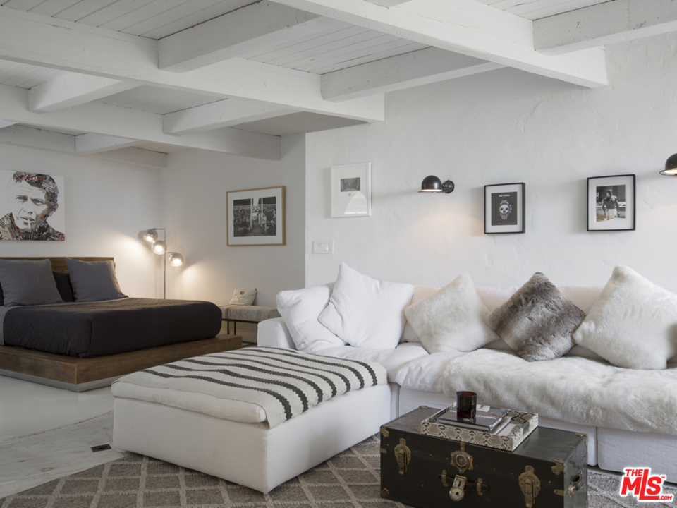 8235 Monteel Road Los Angeles, CA 90069 - Photo 34 of 50 Gallery Image 34