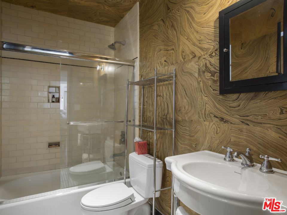8235 Monteel Road Los Angeles, CA 90069 - Photo 39 of 50 Gallery Image 39