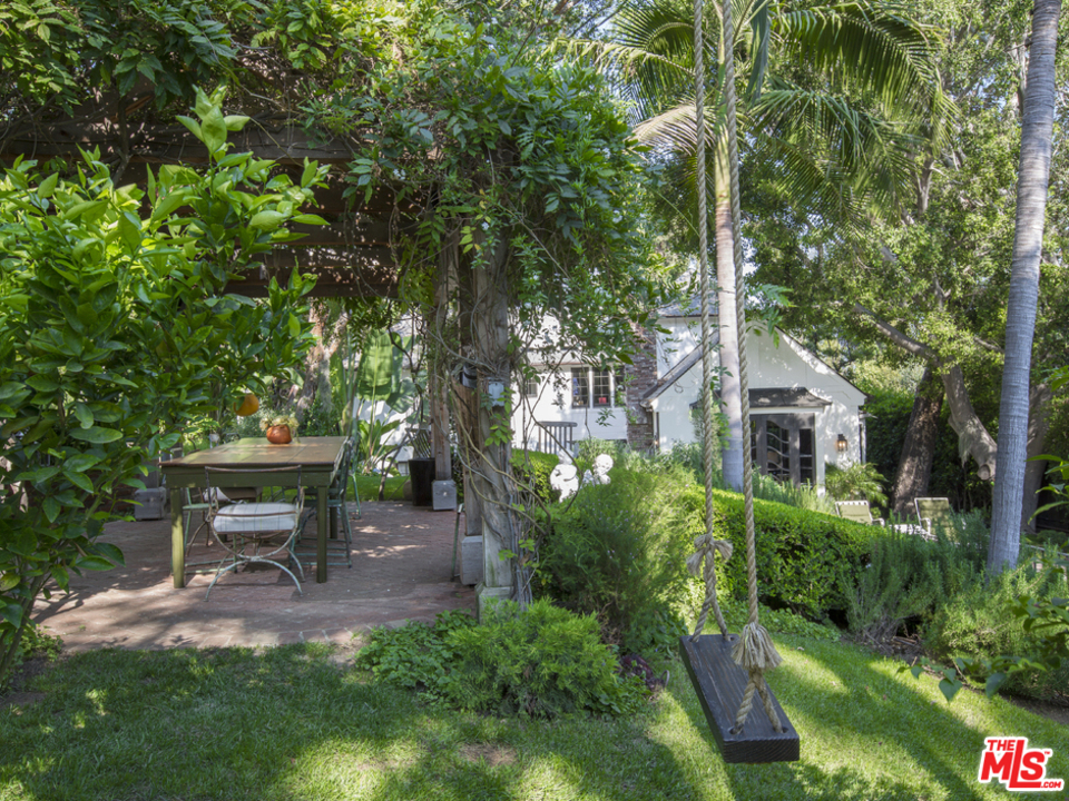 8235 Monteel Road Los Angeles, CA 90069 - Photo 47 of 50 Gallery Image 47
