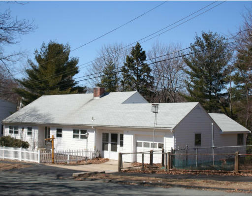 18 Conant Road Lynn, MA 01904 - Photo 2 of 9 Gallery Image 2