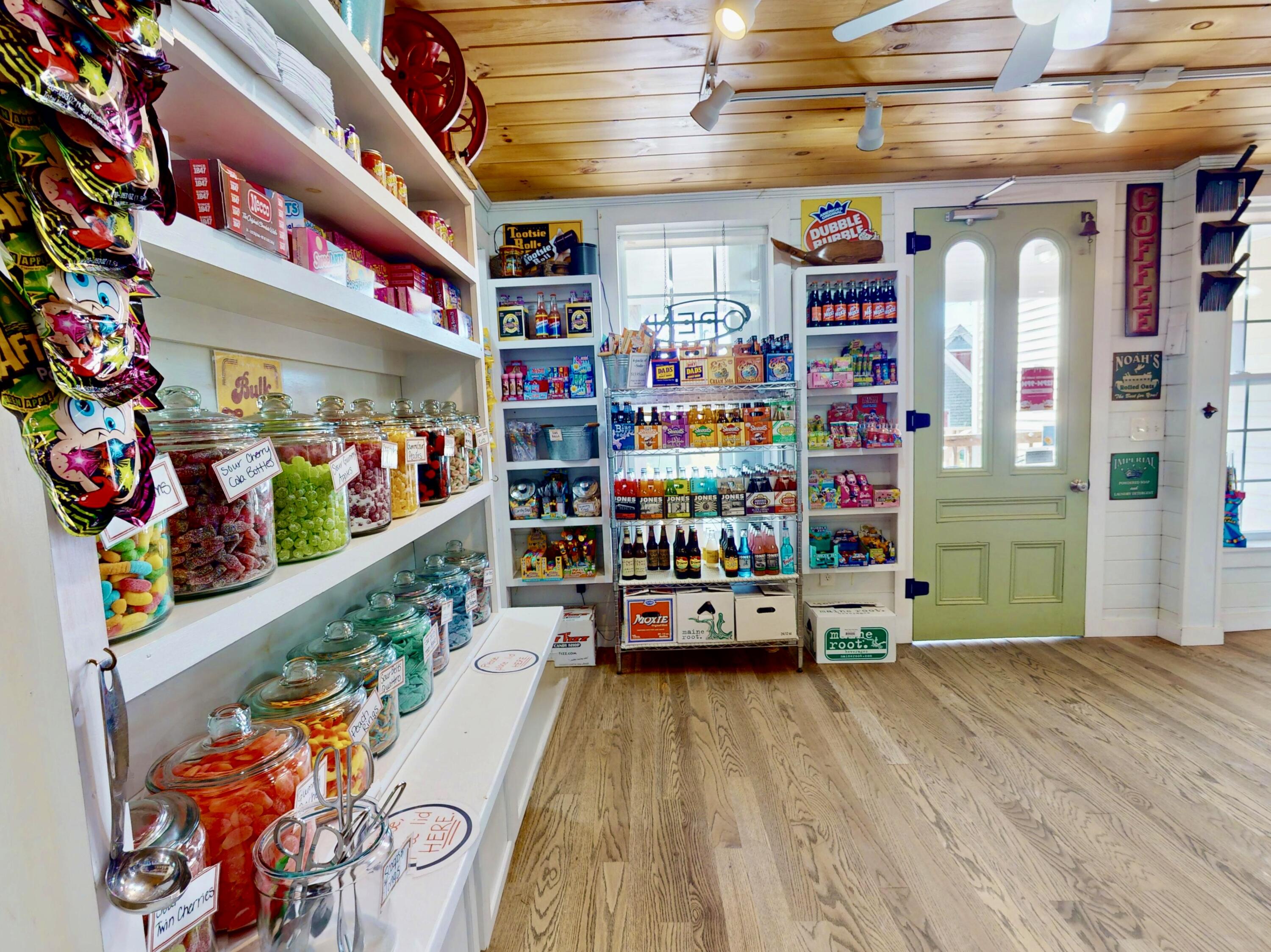 62 West Main Street Vinalhaven, ME 04863 - Photo 6 of 65
